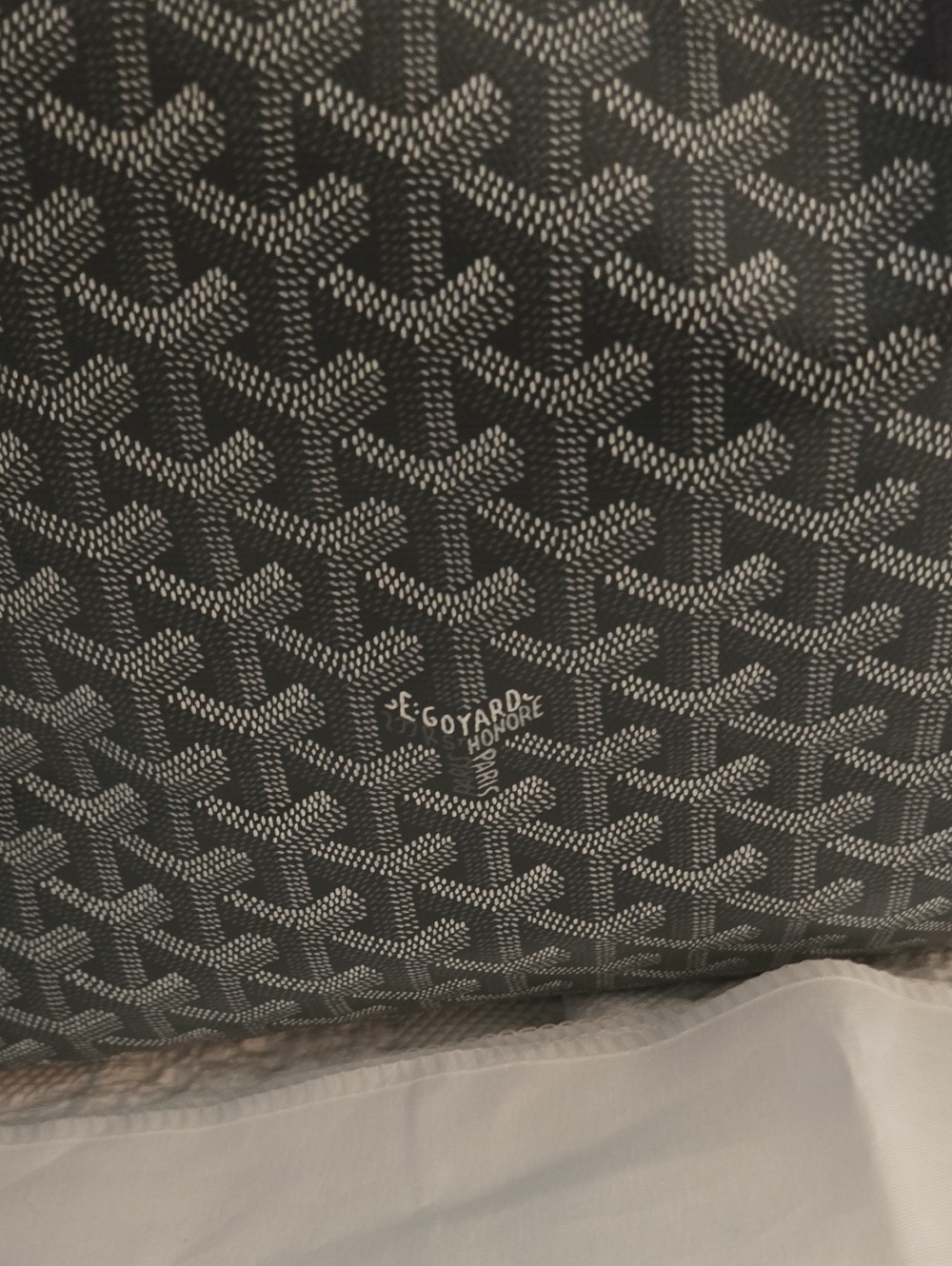 Goyard Gray Chevron-Patterned St. Louis GM Tote with Pouch - Picture 3 of 5